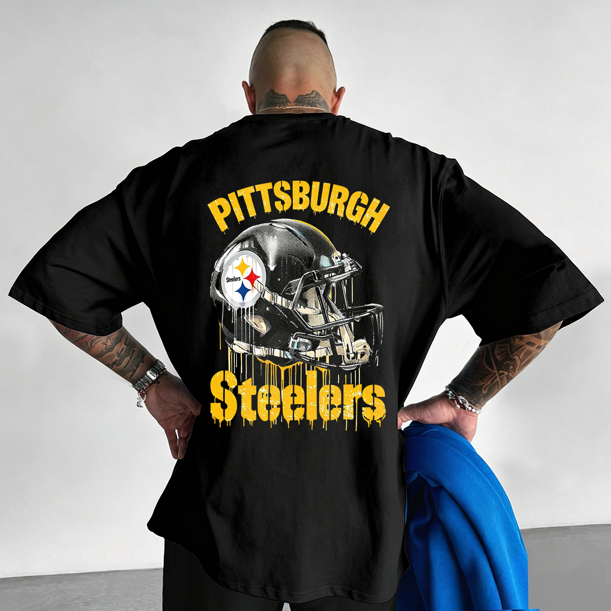Pittsburgh Steelers Distressed Drip Helmet Printed T-Shirt