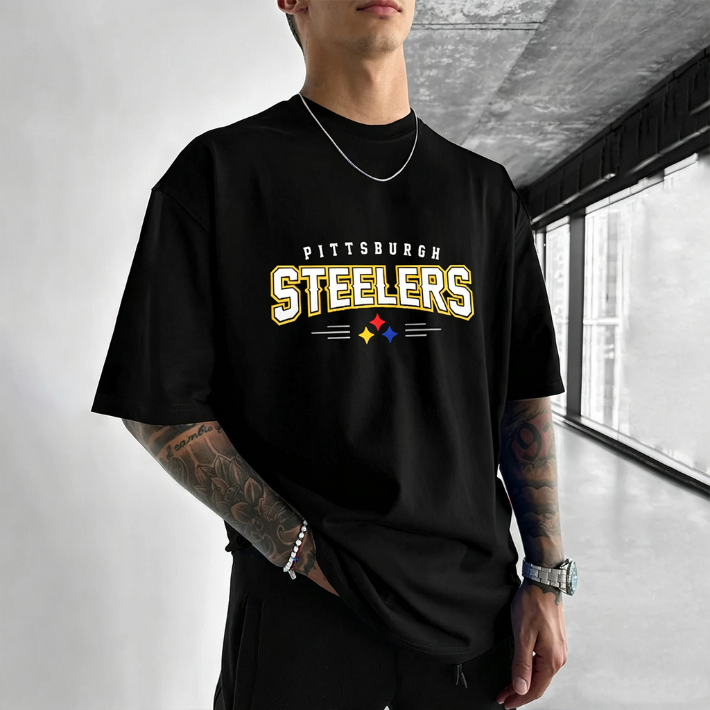 Pittsburgh Steelers Distressed Drip Helmet Printed T-Shirt