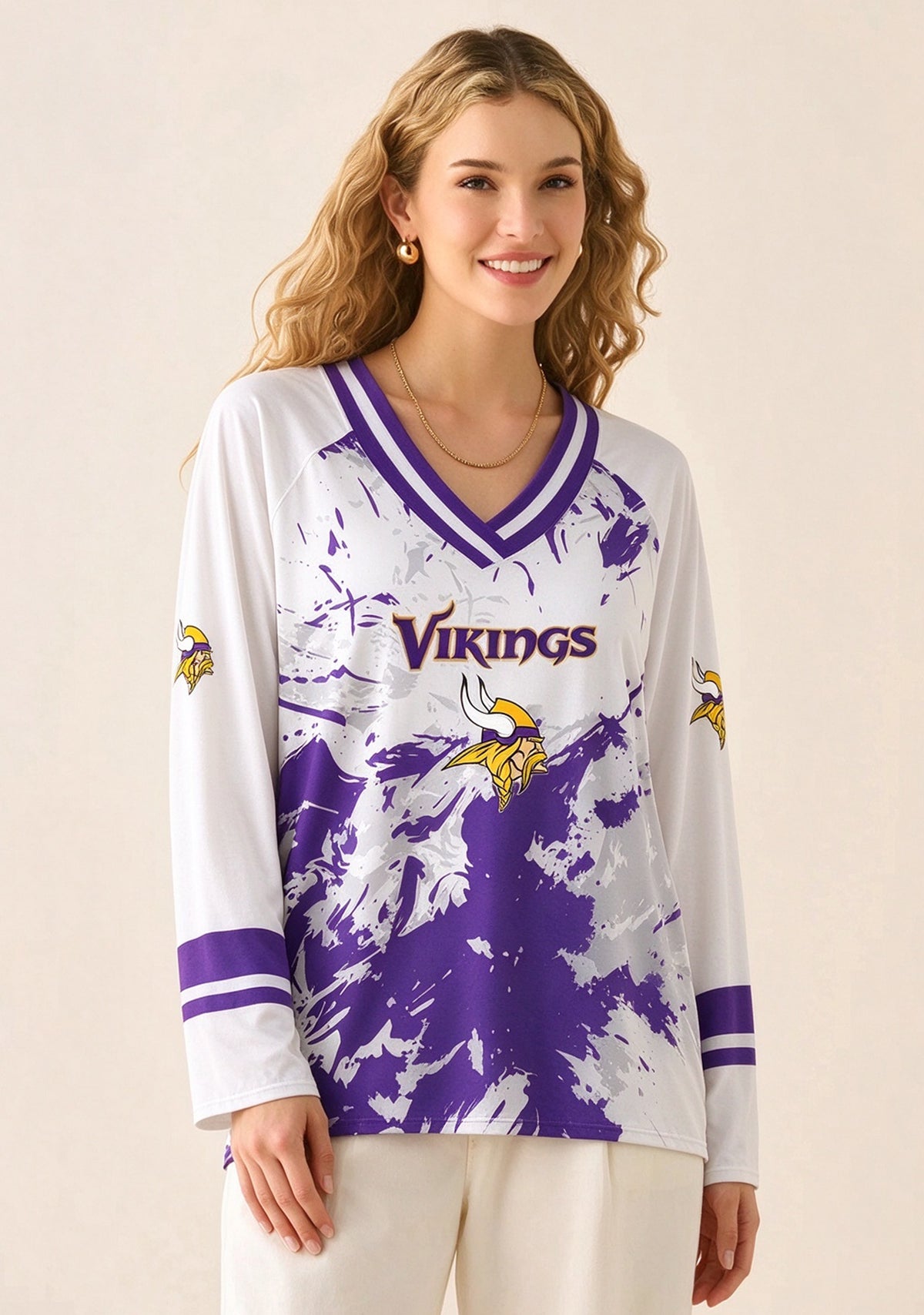 Women's Minnesota Vikings Graphic V Neck Long Sleeve Shirt Main image