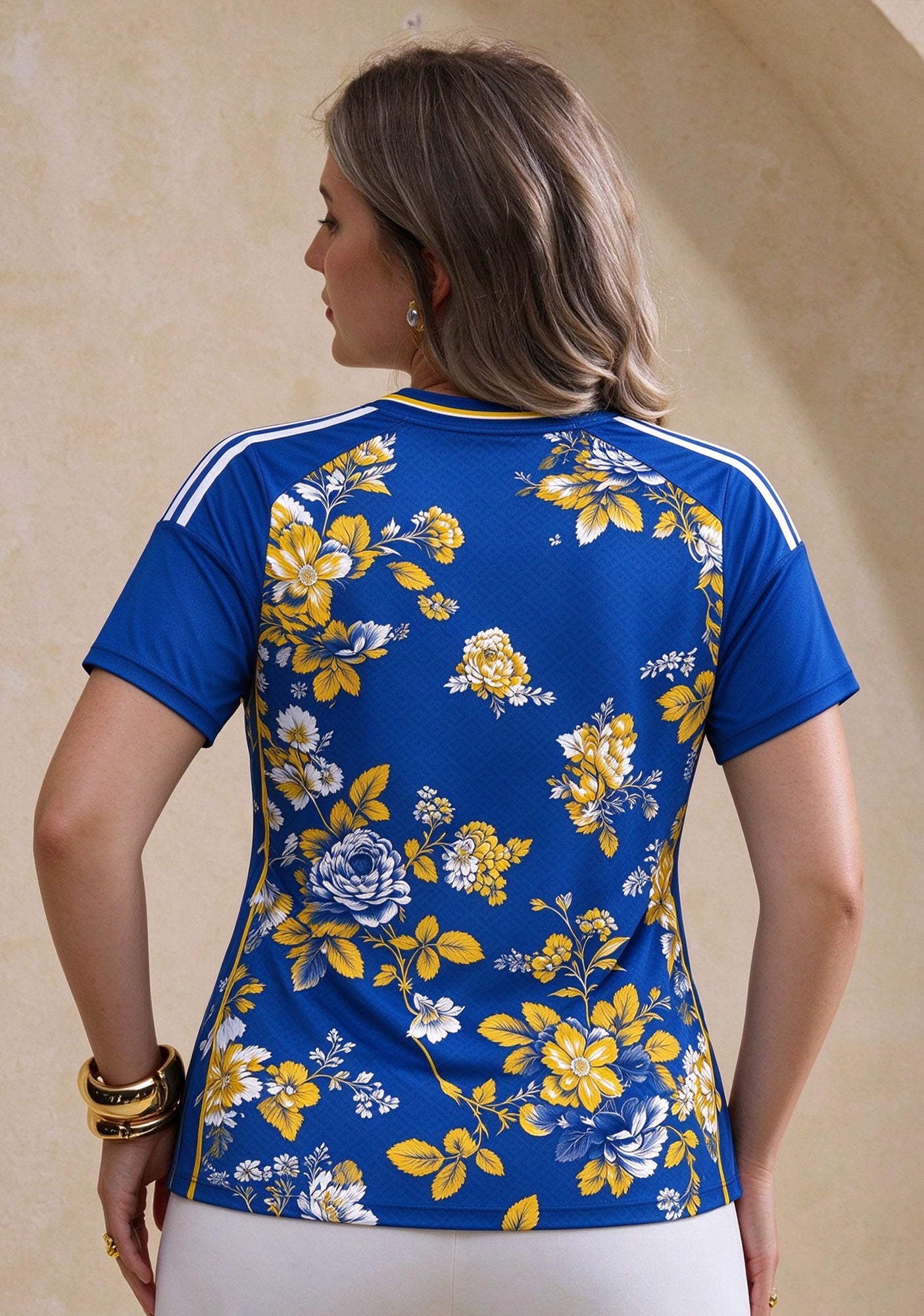 Women's Los Angeles Rams Floral V-Neck T-Shirt Secondary image