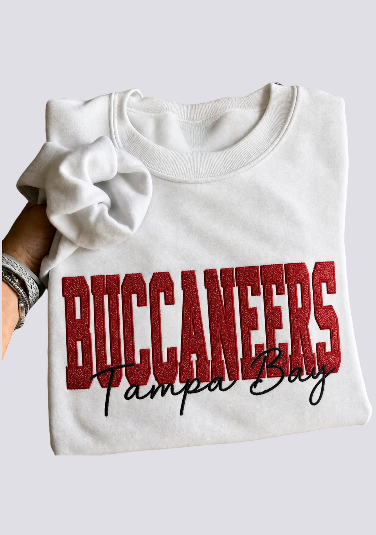 Women's Tampa Bay Buccaneers Embroidered Crewneck Sweatshirt Main image