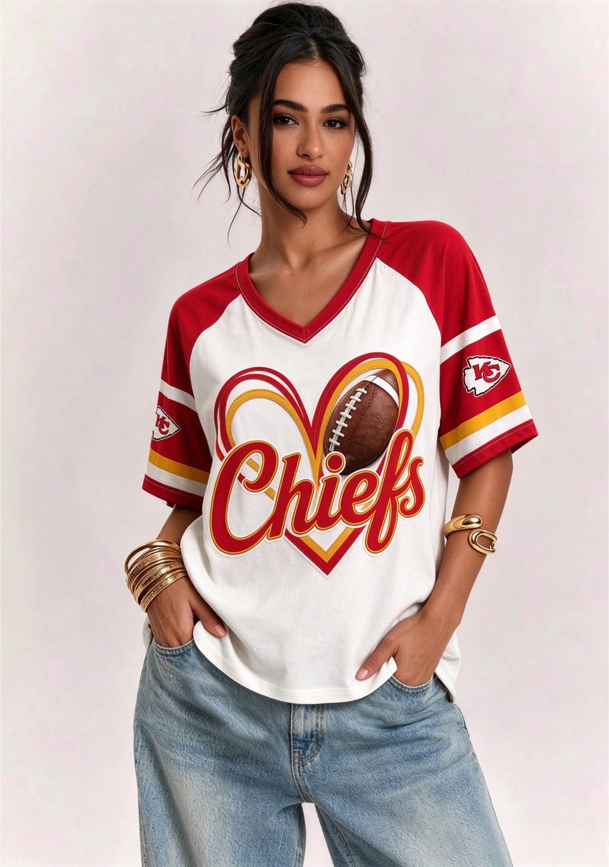 Women Kansas City Chiefs Heart Graphic V-Neck Fan T-Shirt Main image