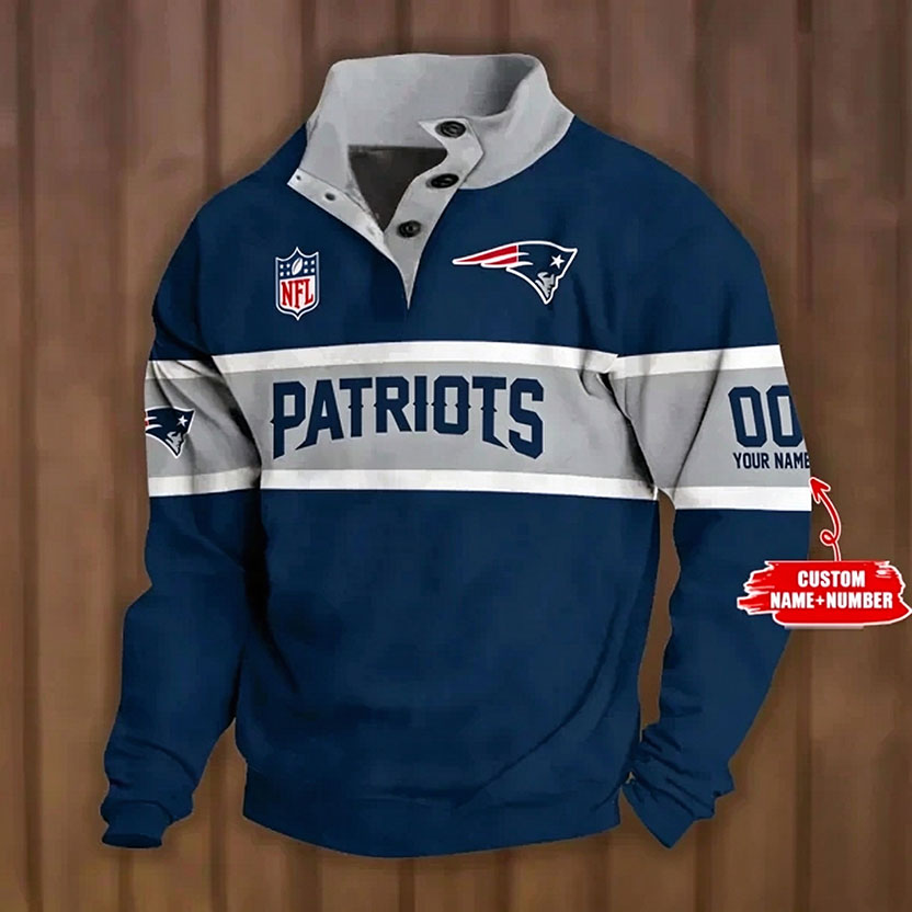 Men's New England Patriots Button Mock Neck Sweatshirt