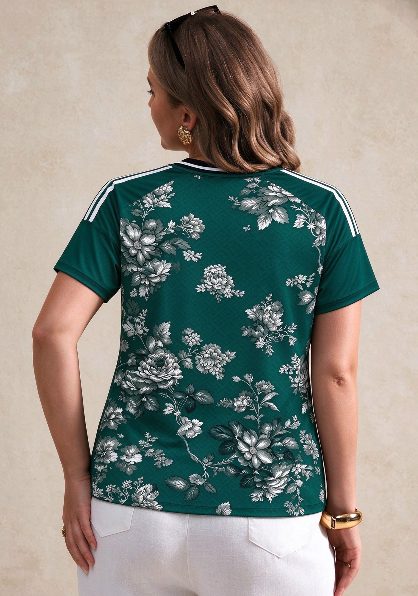 Women's Philadelphia Eagles Floral V-Neck T Shirt Secondary image