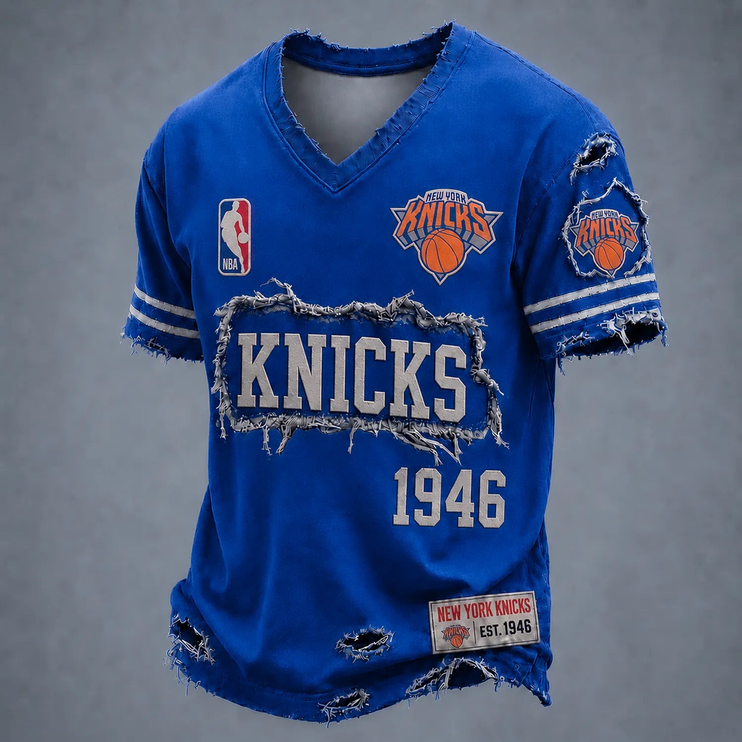 NY Knicks 1946 Distressed V-Neck T-Shirt Secondary image