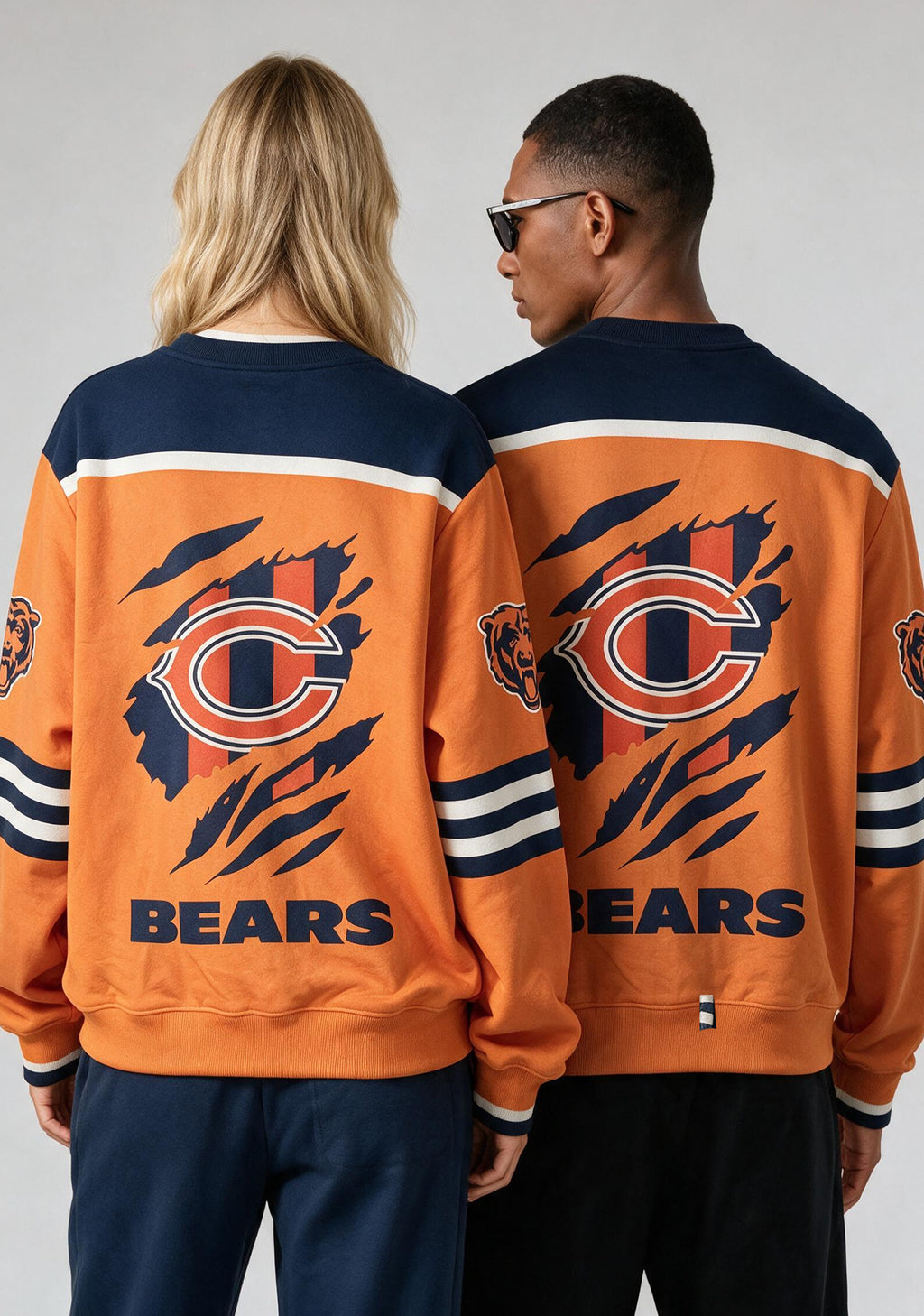 Chicago Bears Ripped Graphic Crewneck Sweatshirt