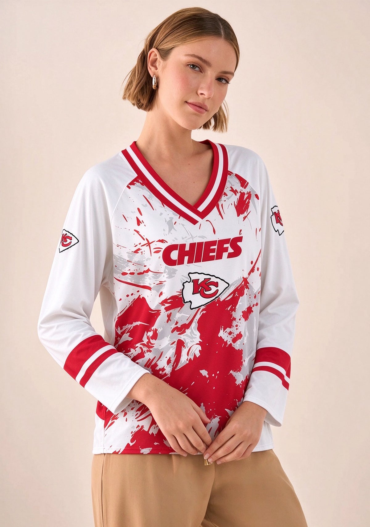 Women's Kansas City Chiefs Graphic V Neck Long Sleeve Shirt