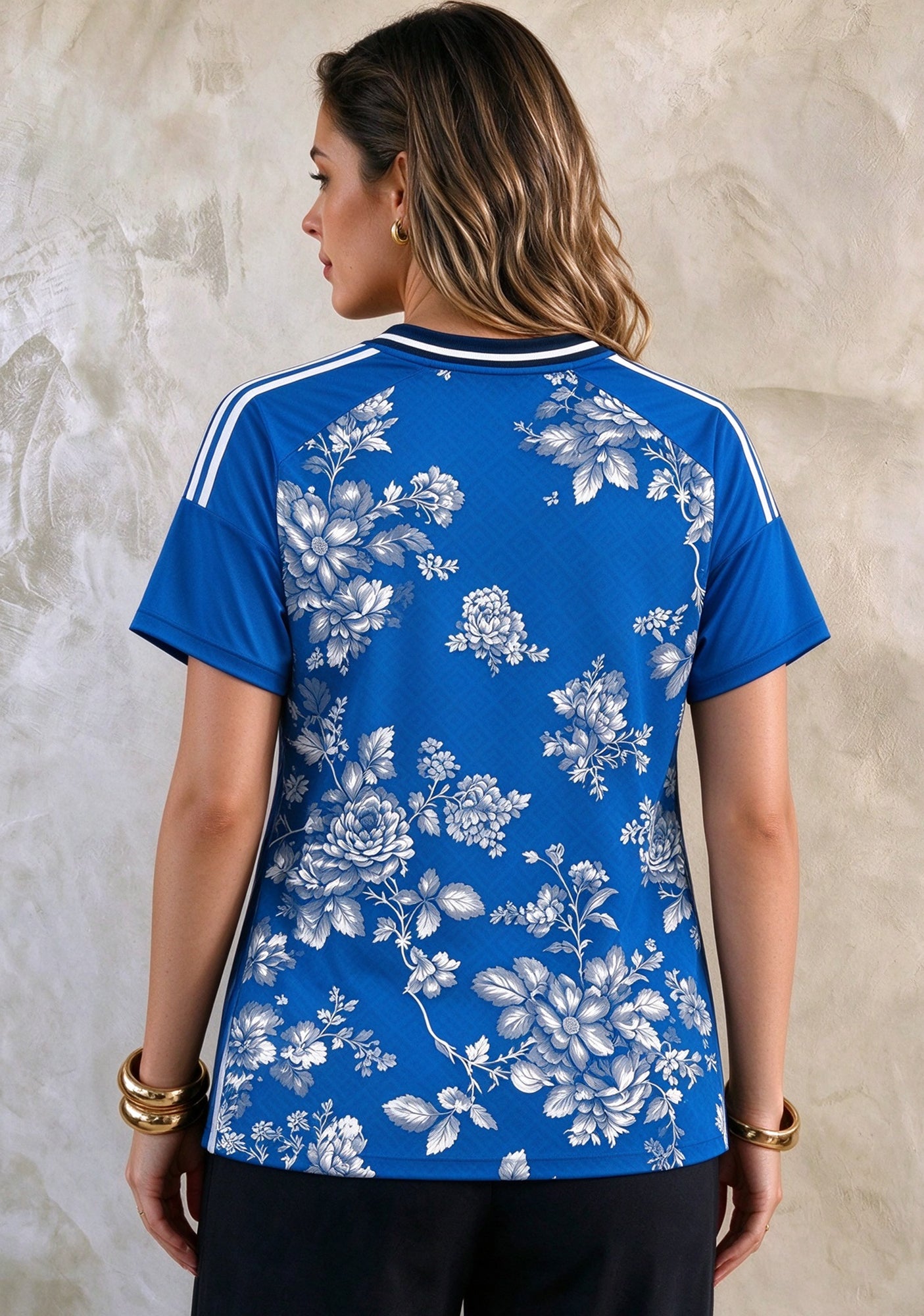 Women's Detroit Lions Floral V-Neck T Shirt Secondary image