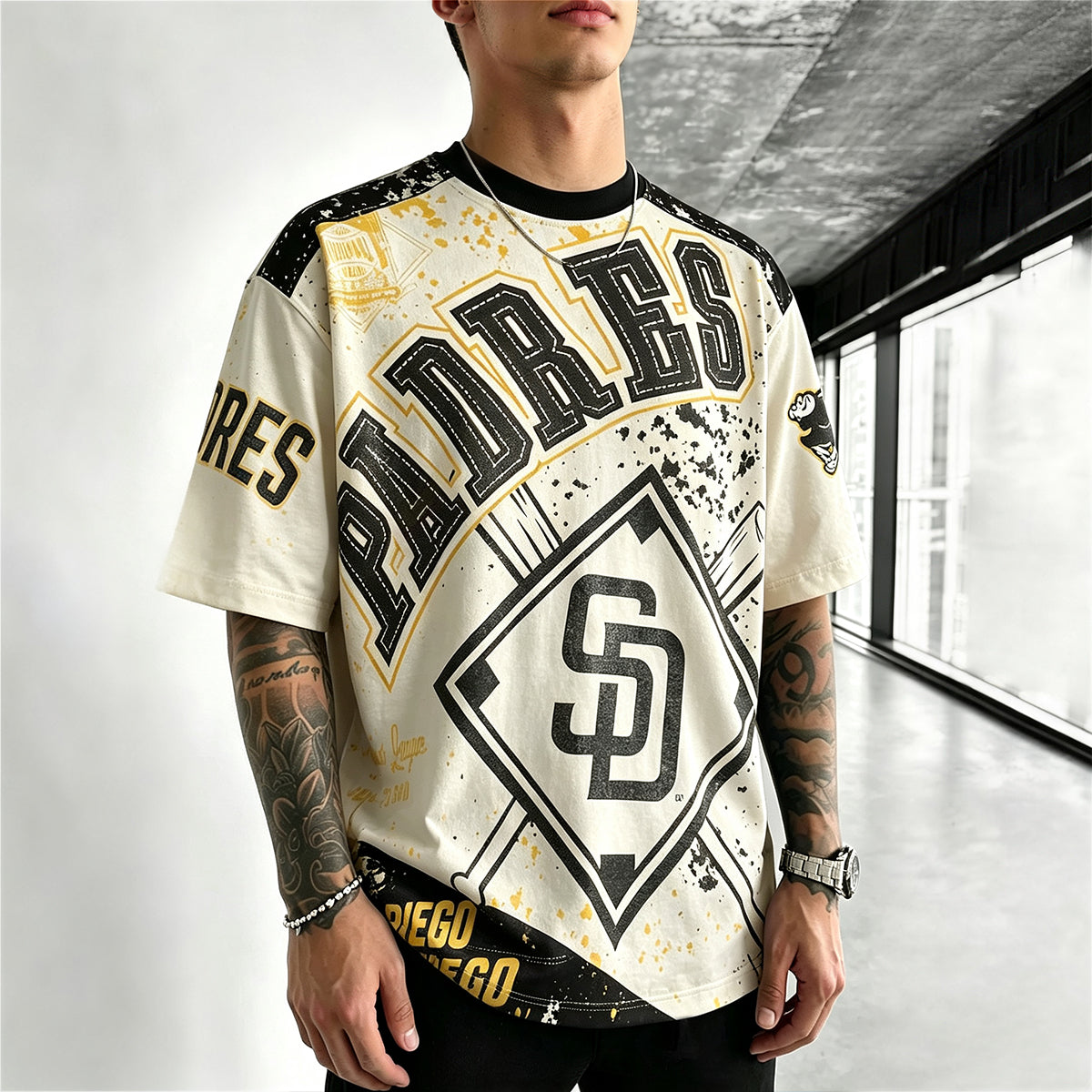 San Diego Padres Distressed Game Day Graphic T-Shirt Secondary image
