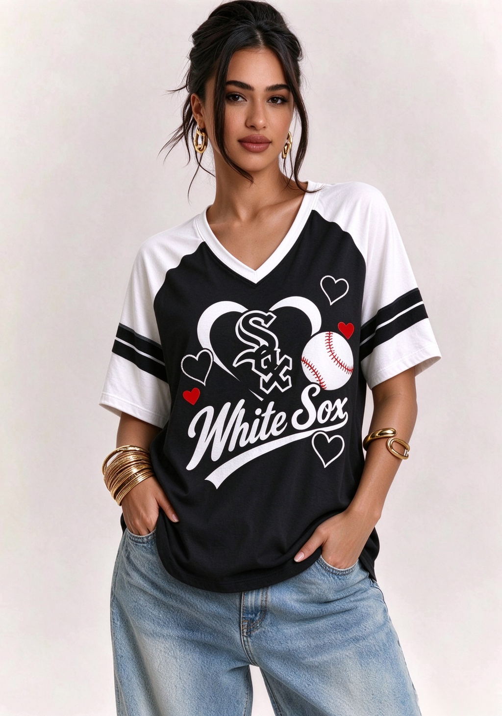 Women Chicago White Sox Heart Baseball Graphic V-Neck T-Shirt