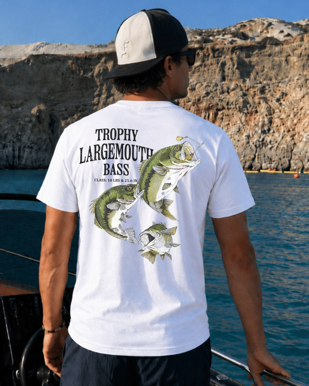 Trophy Largemouth Bass Fishing T-shirt