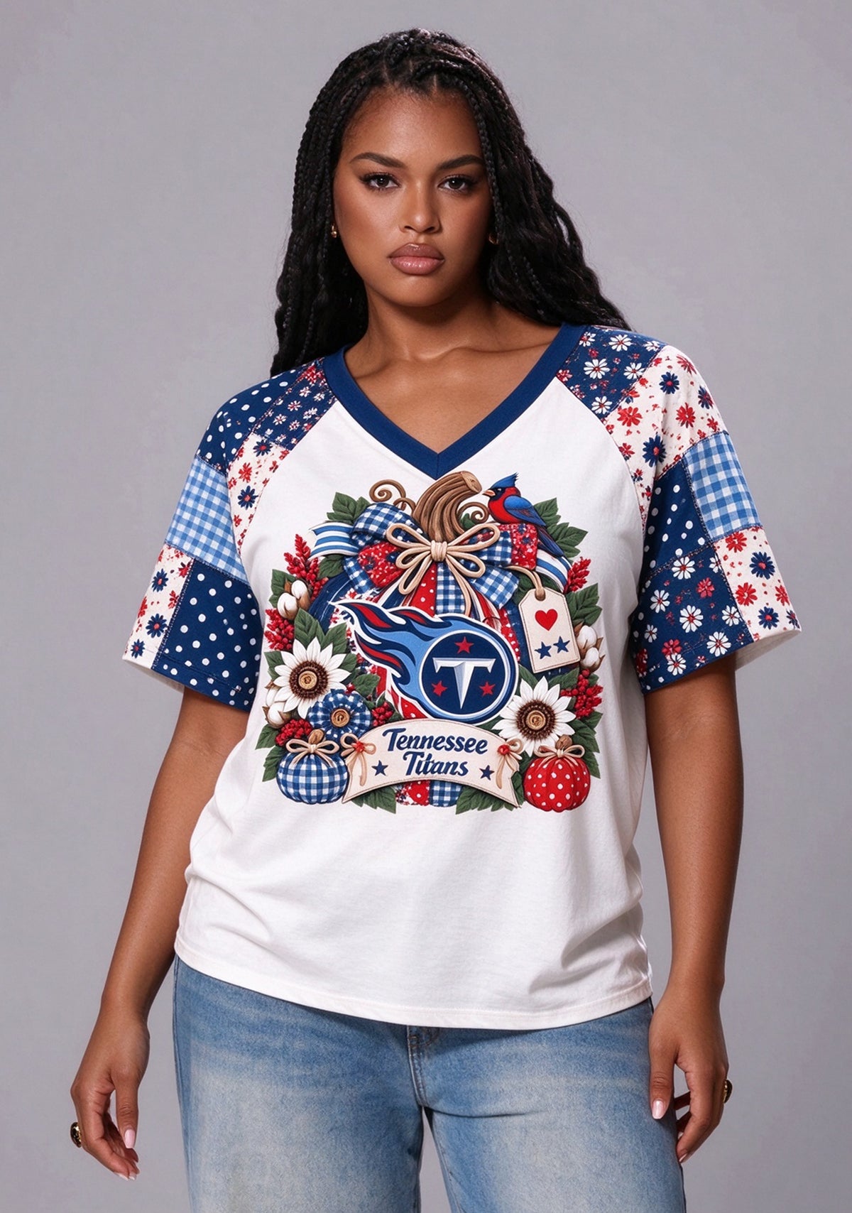 Women's Tennessee Titans Patchwork Sleeve V-Neck Raglan T-Shirt Main image
