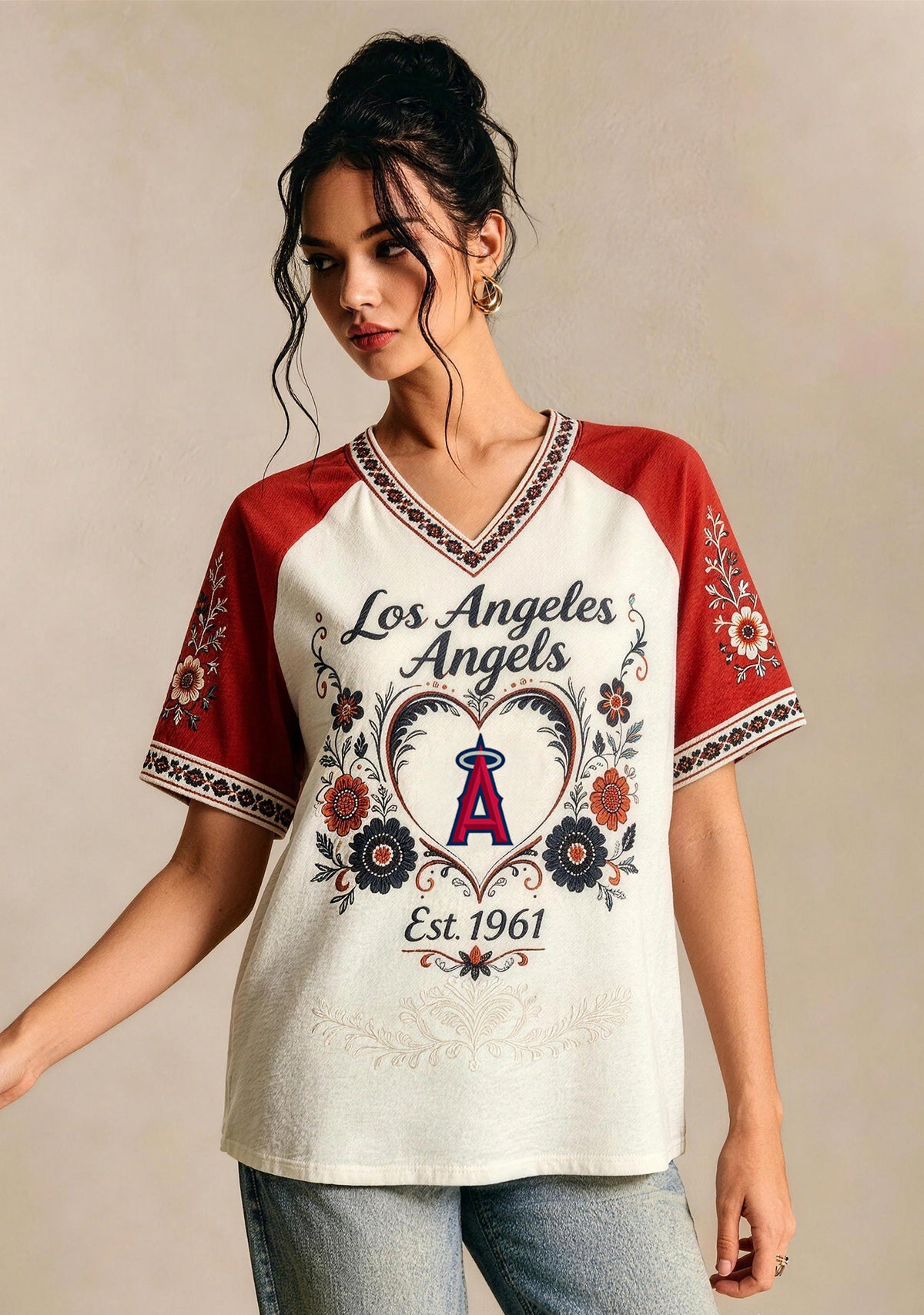 Los Angeles Angels Vintage Floral Heart V‑Neck Raglan V-Neck T-Shirt Main image