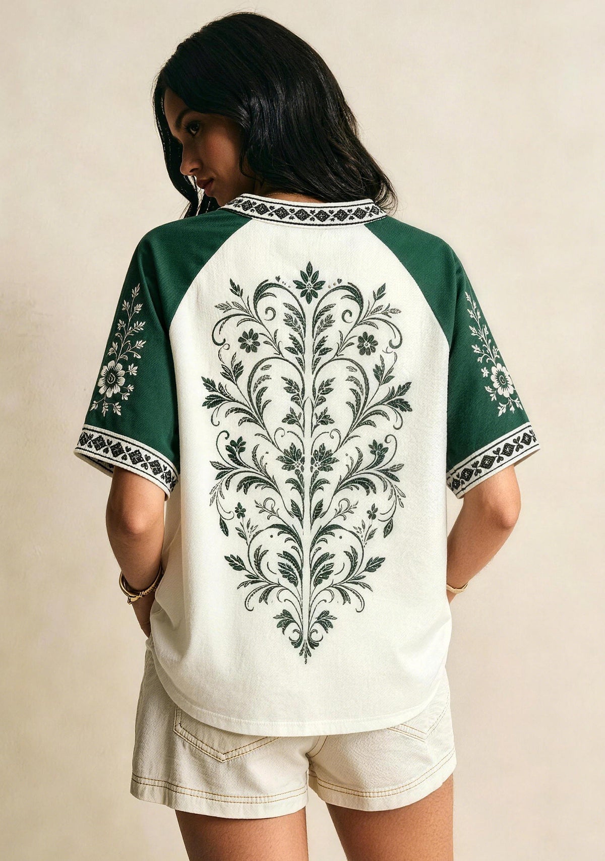 Philadelphia Eagles Boho Floral Heart V-Neck T Shirt
