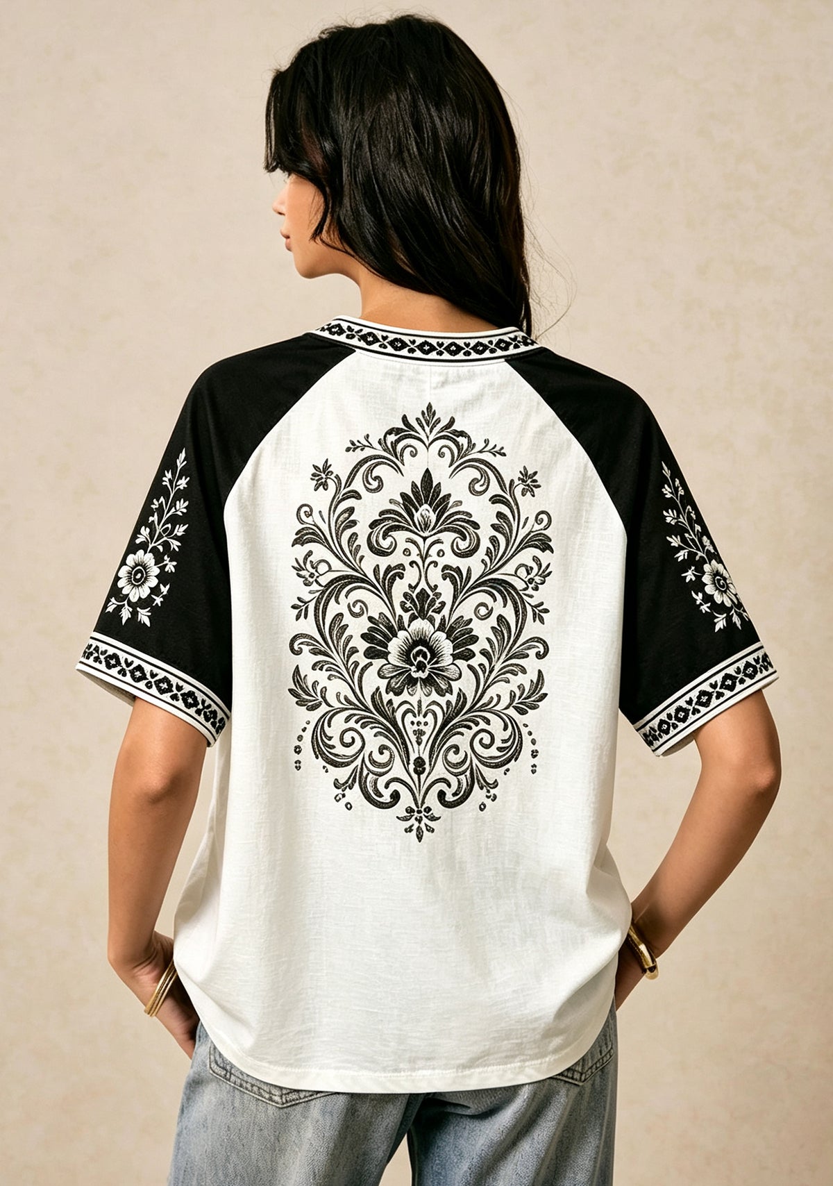 Las Vegas Raiders Boho Floral Graphic V-Neck T Shirt