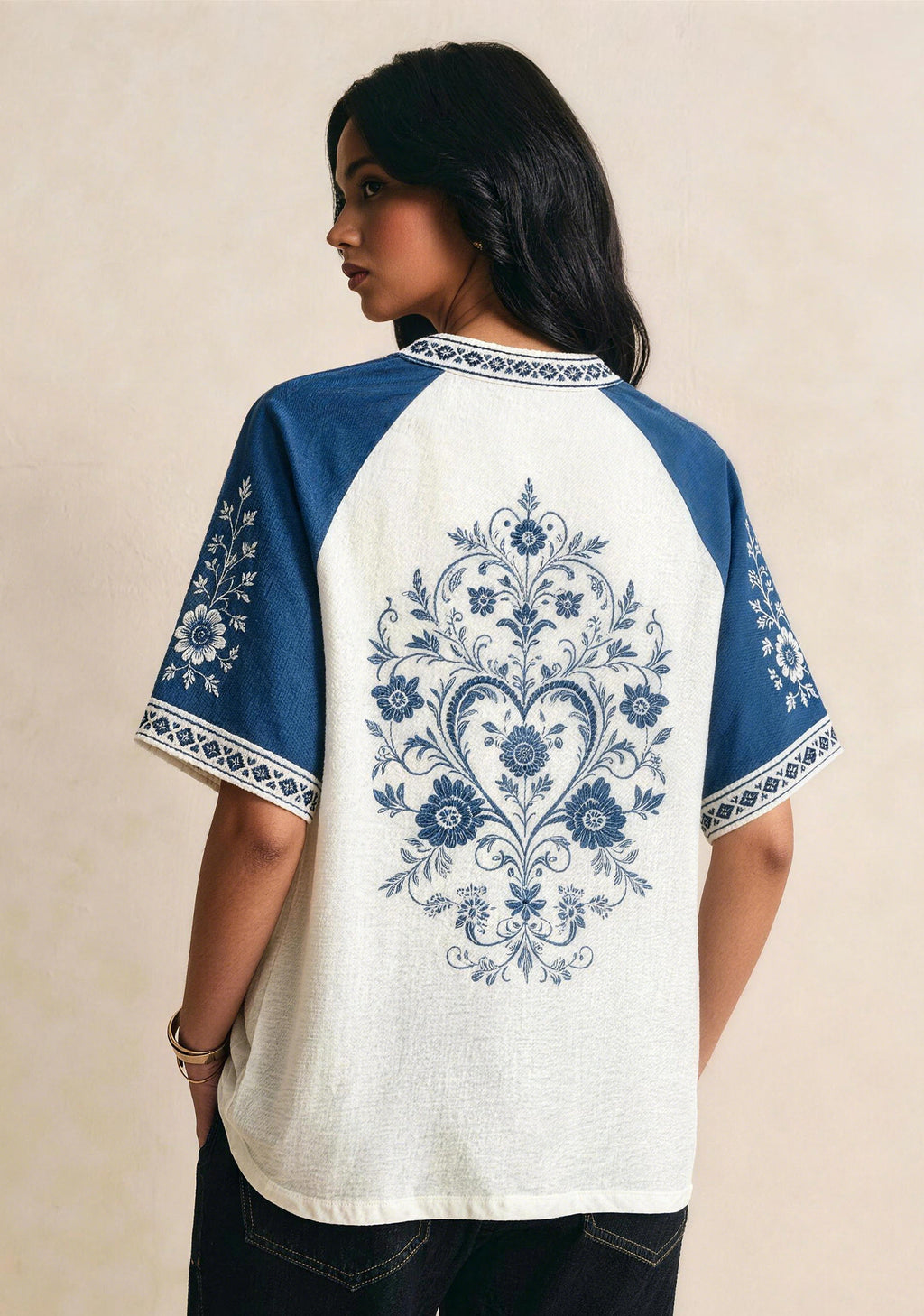 Los Angeles Dodgers Heart Floral Raglan V-Neck T-Shirt